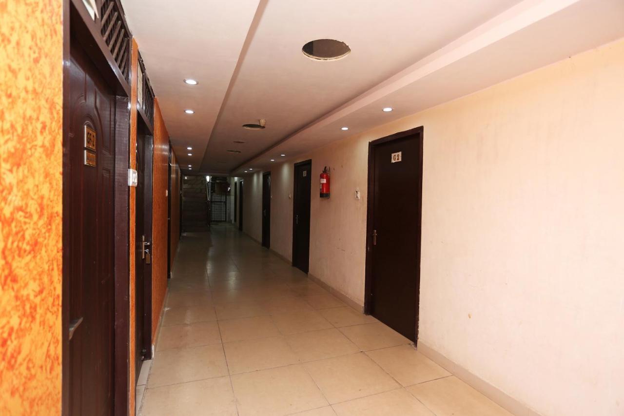 Oyo Hotel New Metro Near Phoenix United 勒克瑙 外观 照片